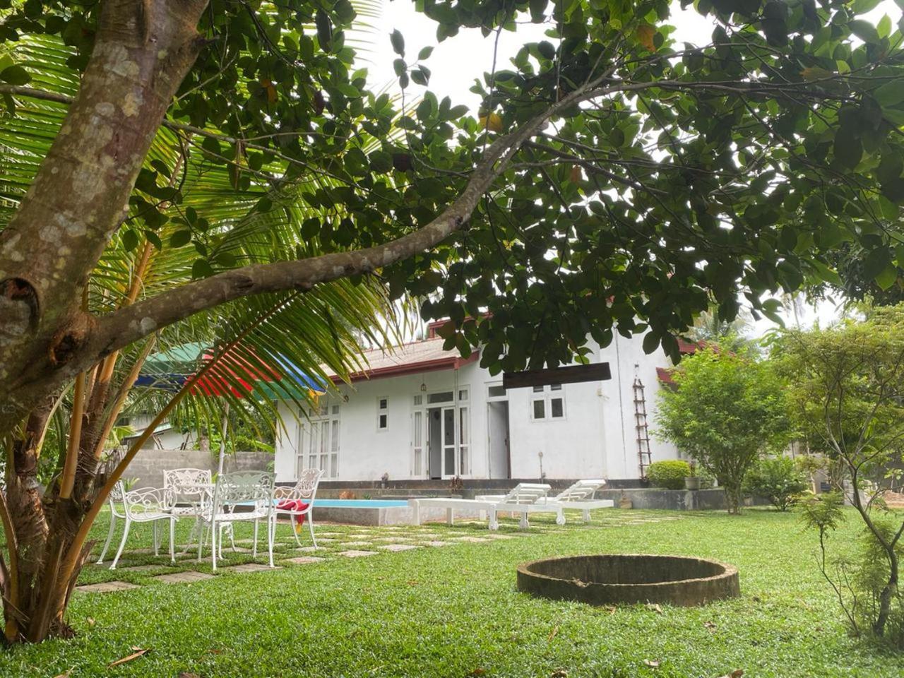 Villa Tropical Oasis Balapitiya Esterno foto